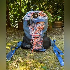 DaKine Multi-Color Wonder 15L Backpack with Addnl Pocket on Top